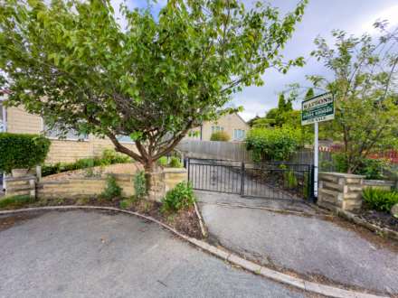 Oakwell Avenue, Batley, Image 16