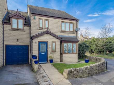 4 Bedroom Town House, Popeley Rise, Gomersal