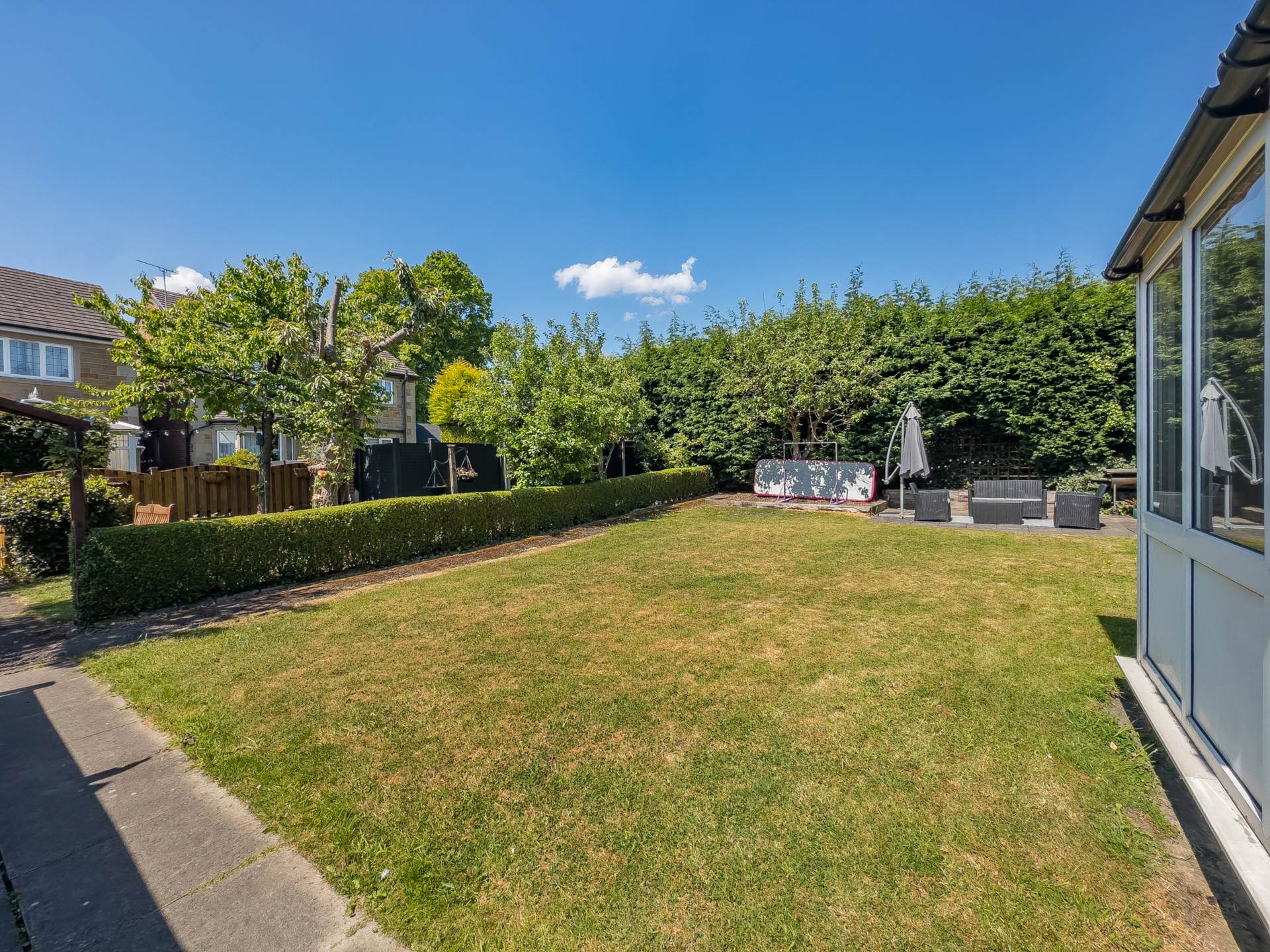 The Avenue, Birstall, Image 14