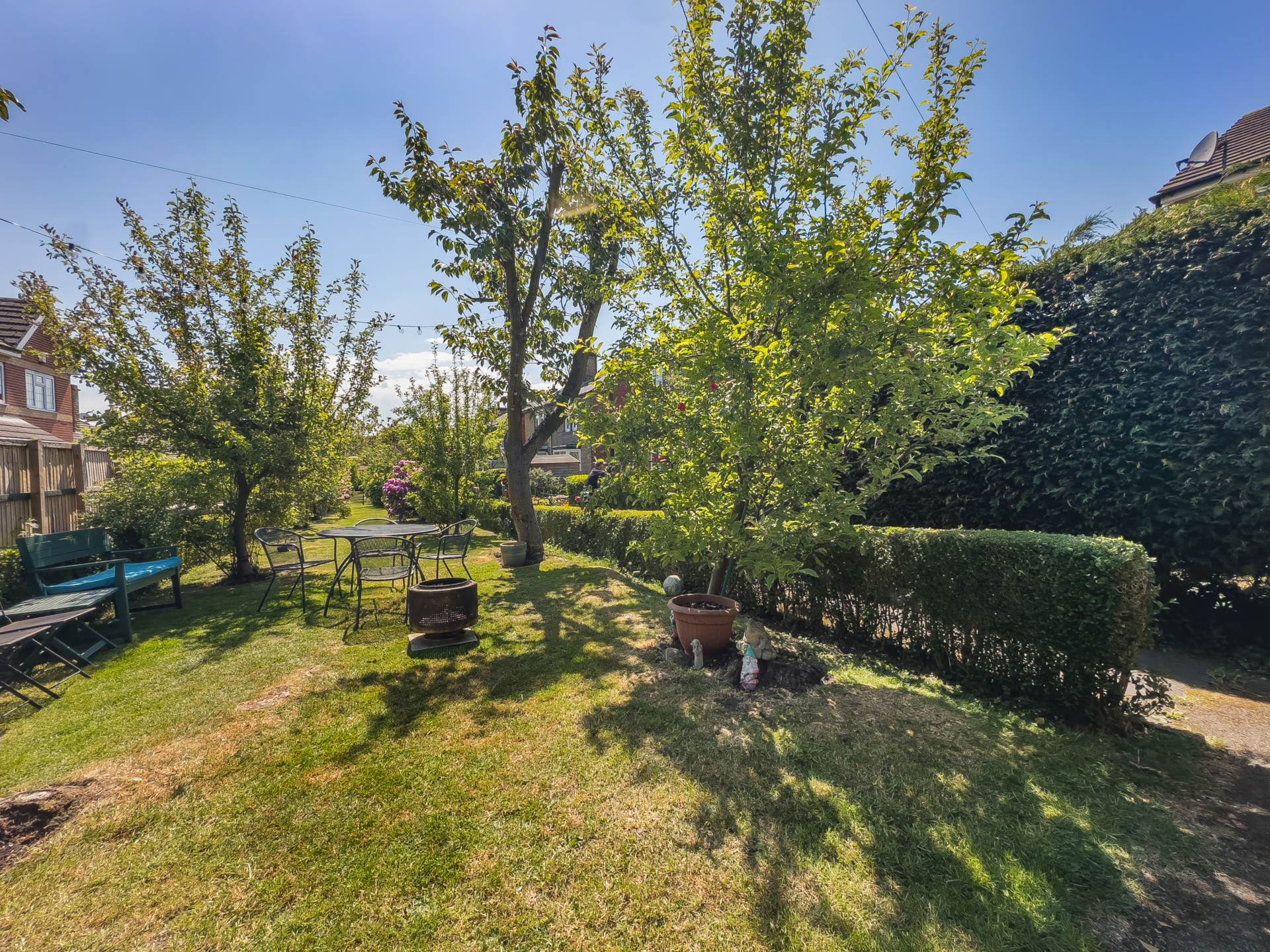The Avenue, Birstall, Image 16