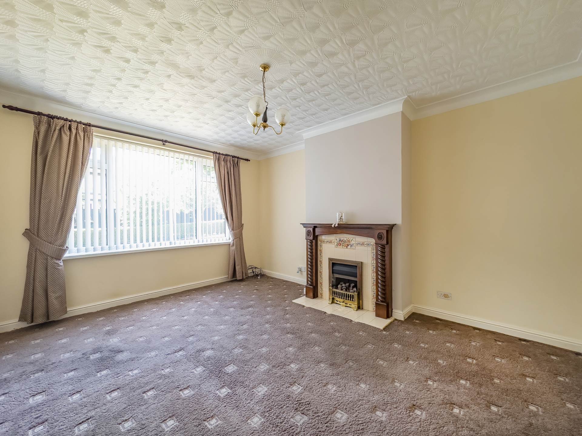 The Avenue, Birstall, Image 4