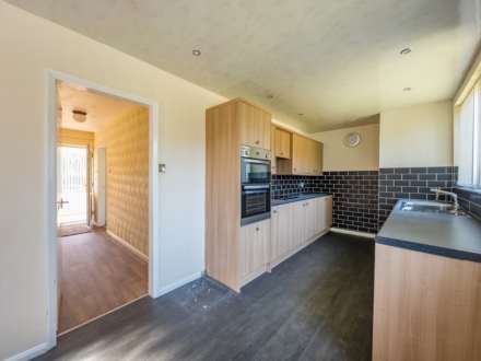 The Avenue, Birstall, Image 21