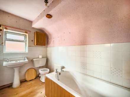 Fairfield Road, Heckmondwike, Image 22