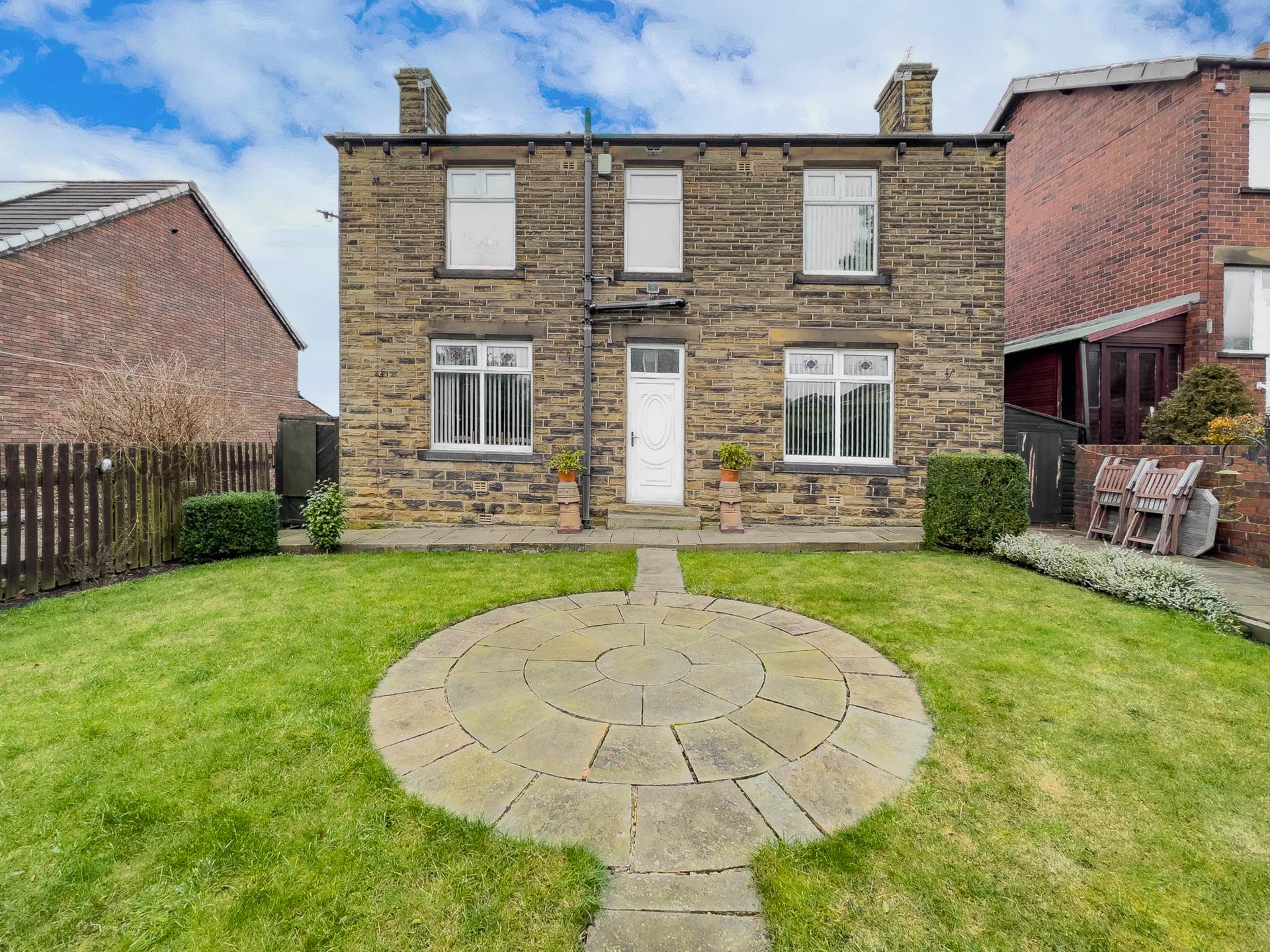 White Lee Road, Batley, Image 1