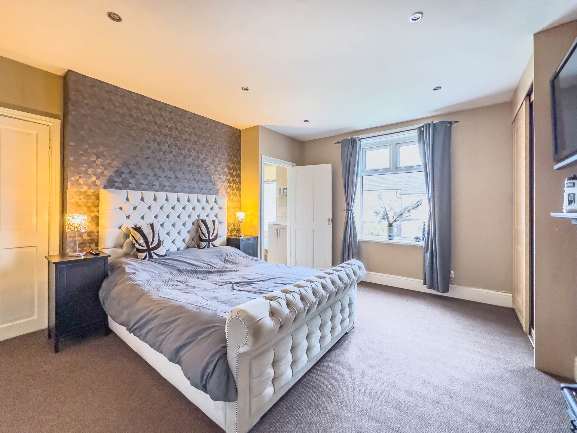 White Lee Road, Batley, Image 10