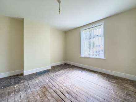 White Lee Road, Batley, Image 13