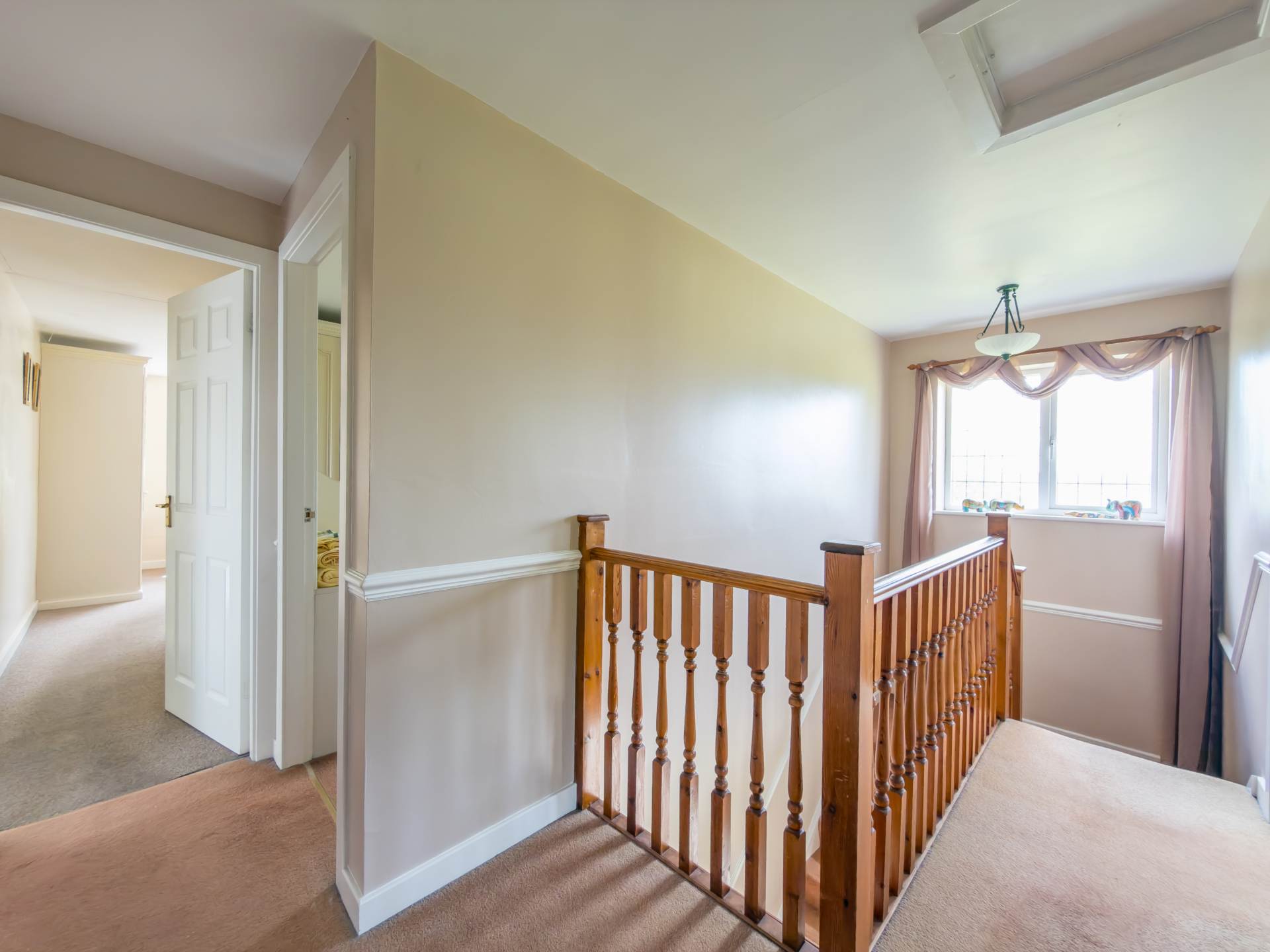 Castle Hill Road, Gomersal, Image 17