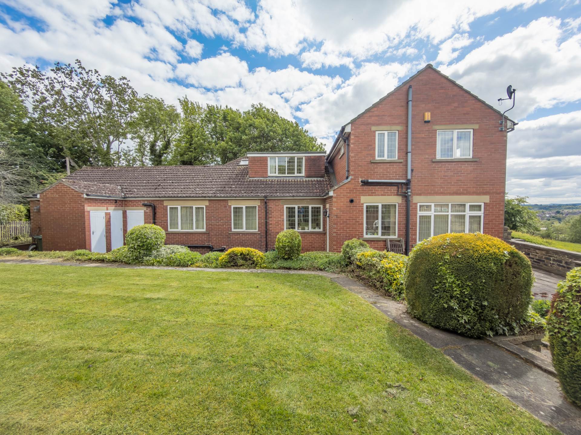 Castle Hill Road, Gomersal, Image 31