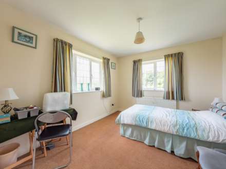 Castle Hill Road, Gomersal, Image 26