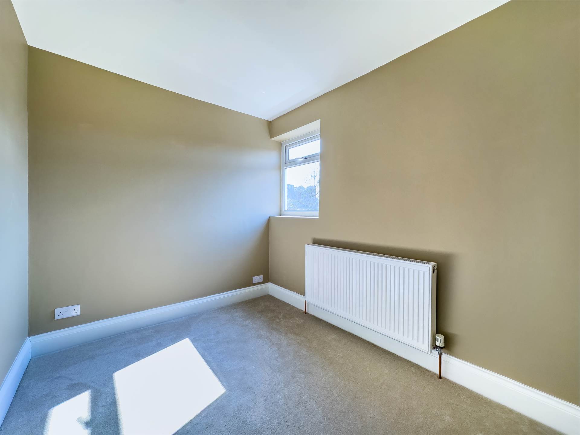 College Street, Batley, Image 9