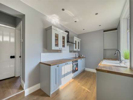 College Street, Batley, Image 4