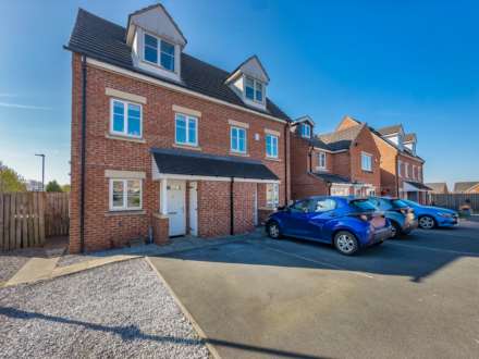 3 Bedroom Semi-Detached, Ringshaw Drive, Gomersal