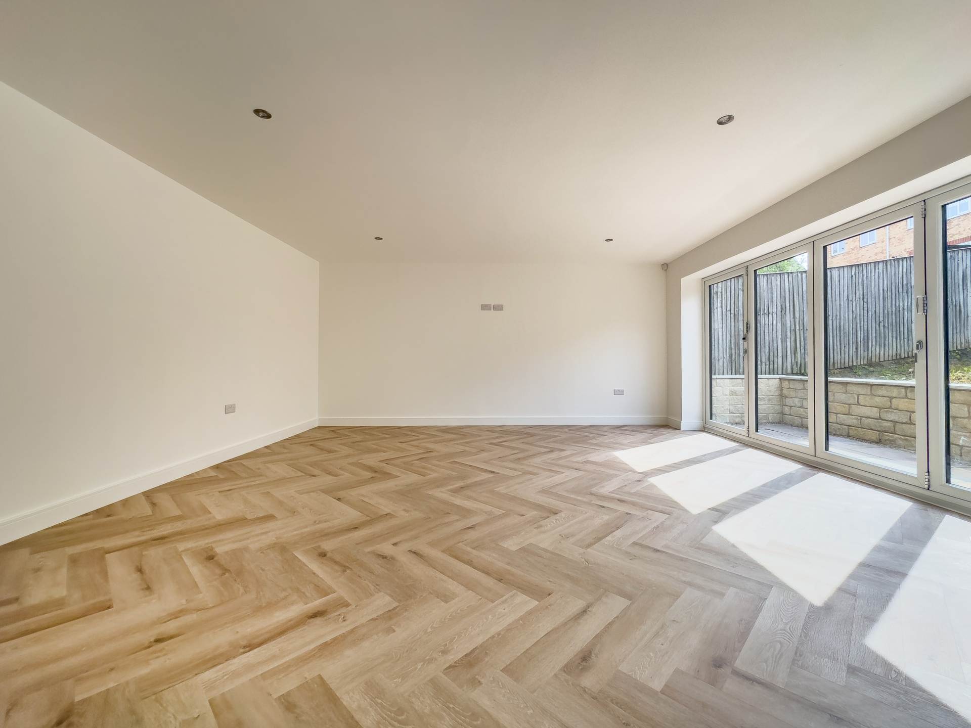Denby Dale Road West, Calder Grove, Image 4