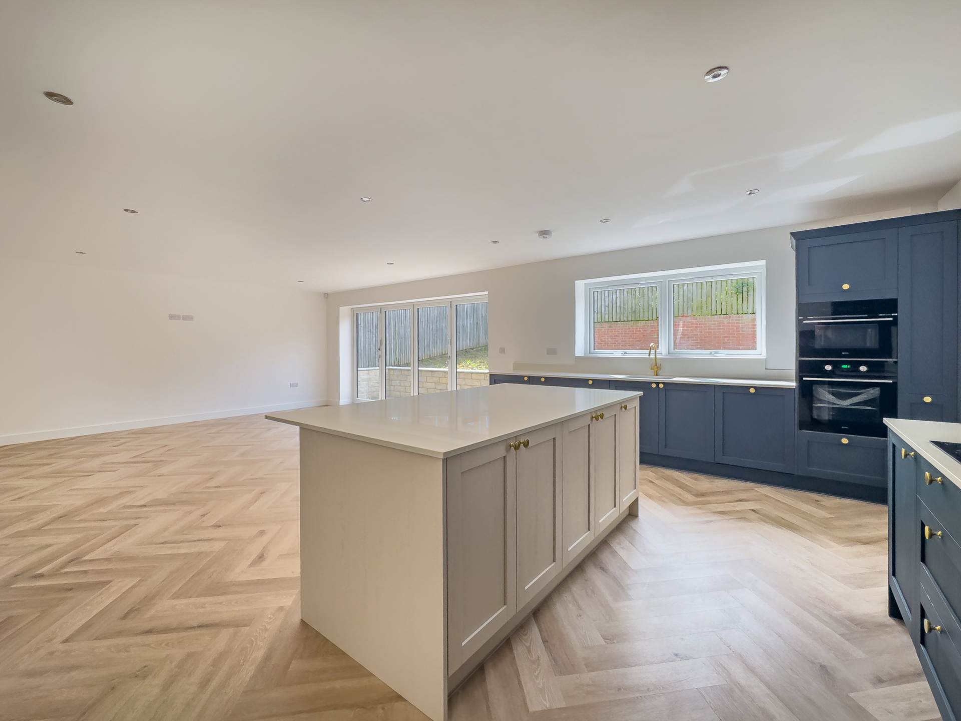 Denby Dale Road West, Calder Grove, Image 7