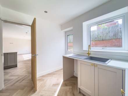 Denby Dale Road West, Calder Grove, Image 12
