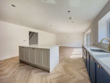 Denby Dale Road West, Calder Grove, Image 6