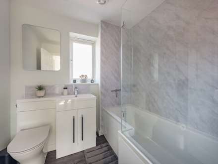 Burnleys Mill Road, Gomersal, Image 19