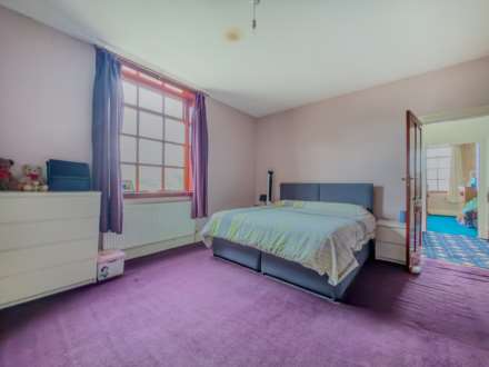 Huddersfield Road, Liversedge, Image 17