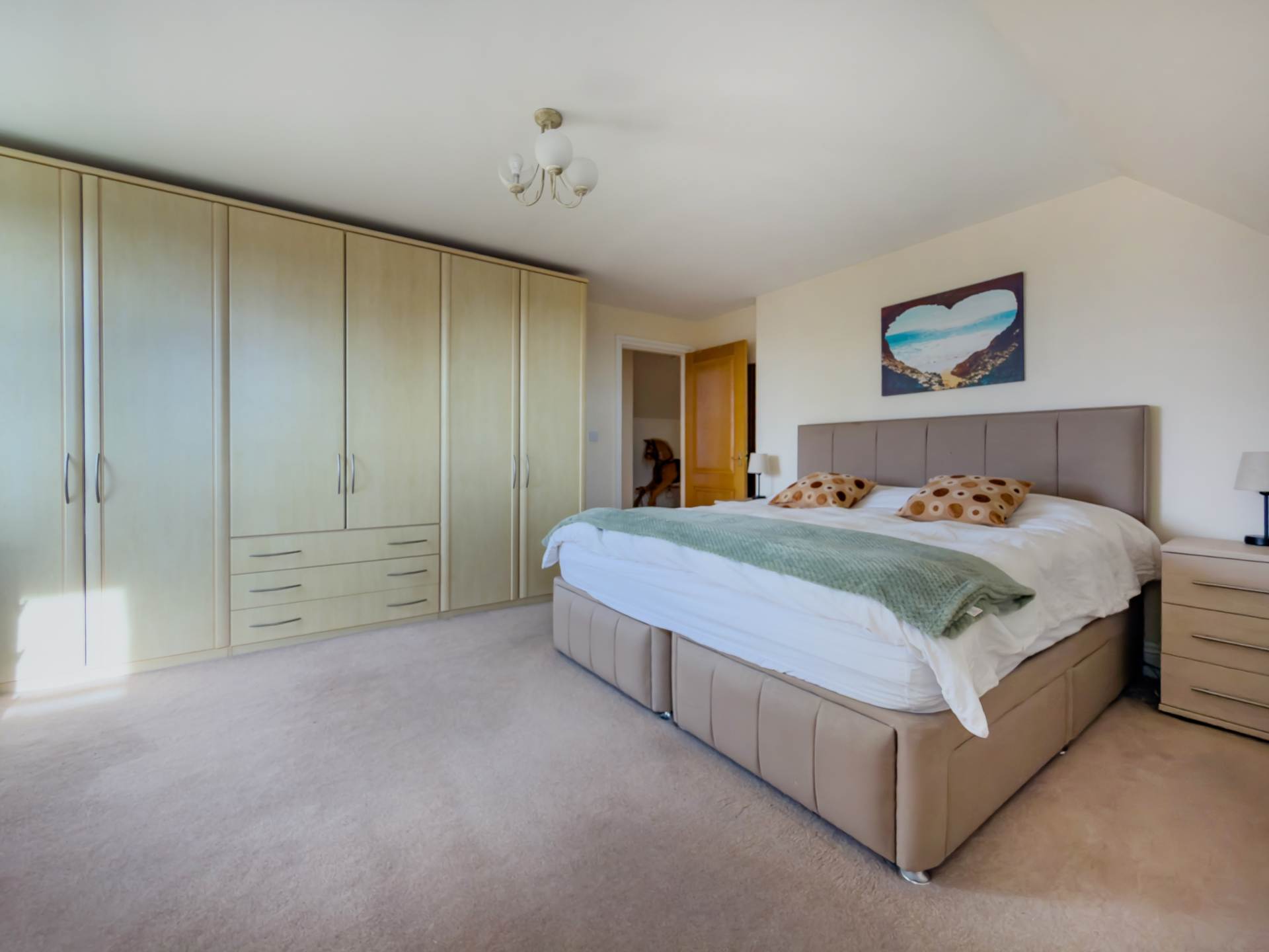 Hawkstone, 81 Latham Lane, Image 19