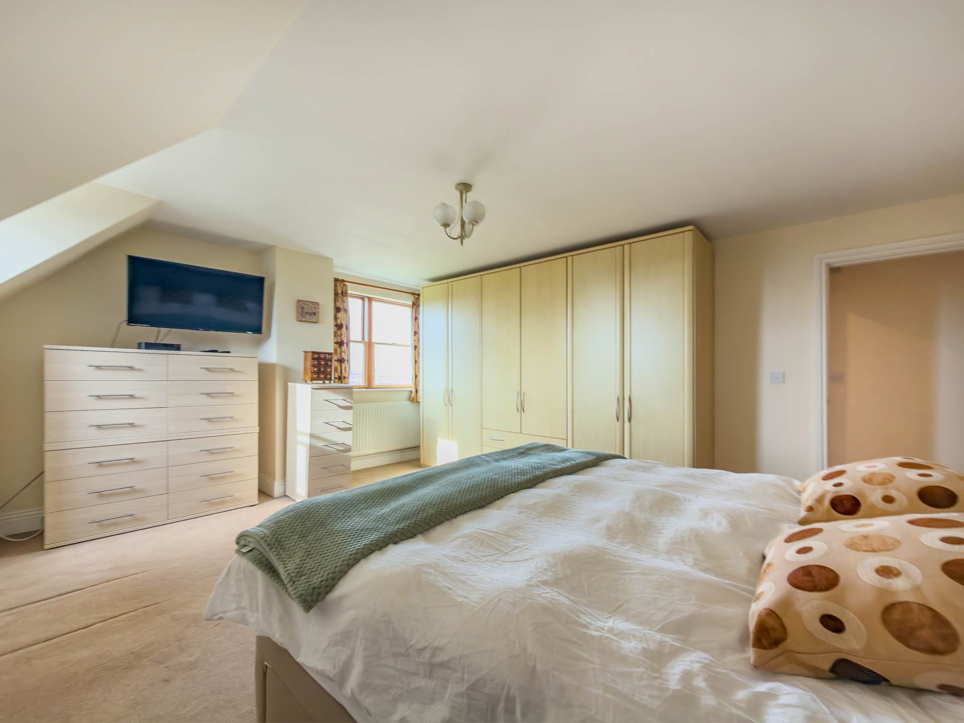 Hawkstone, 81 Latham Lane, Image 21