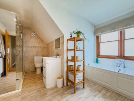 Hawkstone, 81 Latham Lane, Image 29