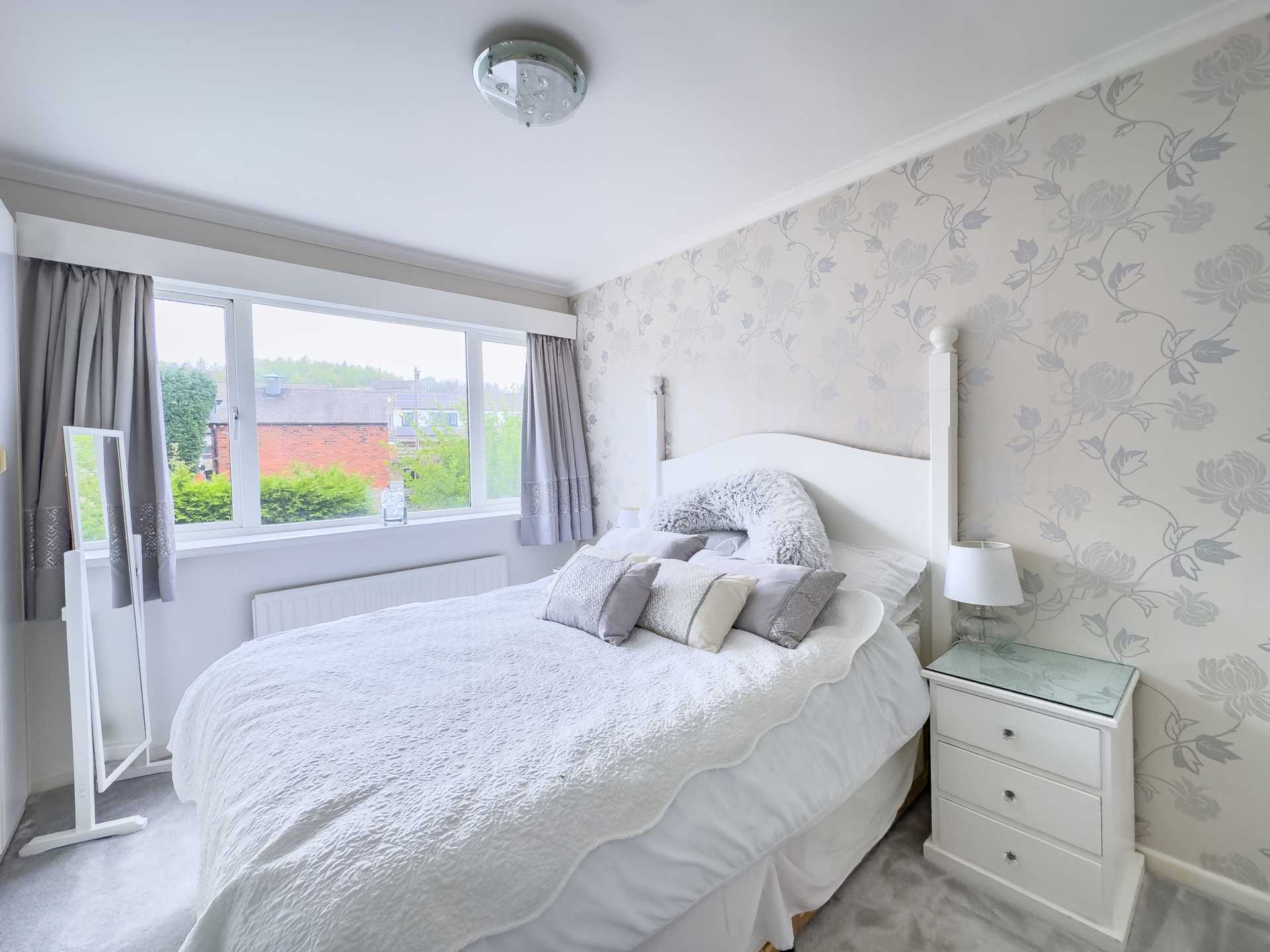 Glen View, Birstall, Image 14
