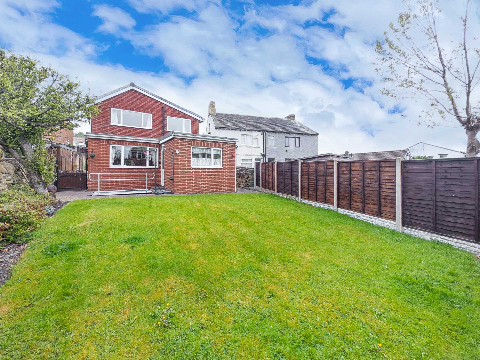 Glen View, Birstall, Image 23