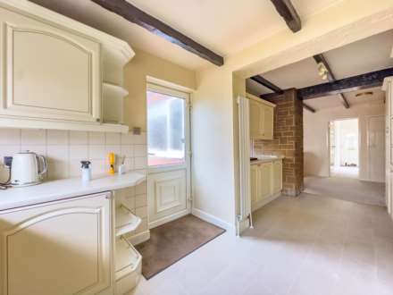 Glen View, Birstall, Image 5