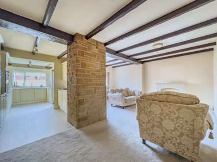 Glen View, Birstall, Image 6