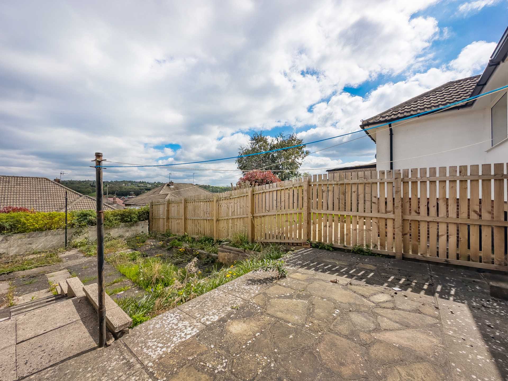 Pyenot Gardens, Cleckheaton, Image 15