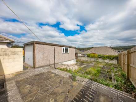 Pyenot Gardens, Cleckheaton, Image 14