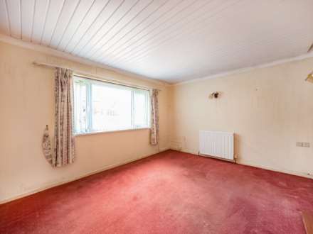 Pyenot Gardens, Cleckheaton, Image 7