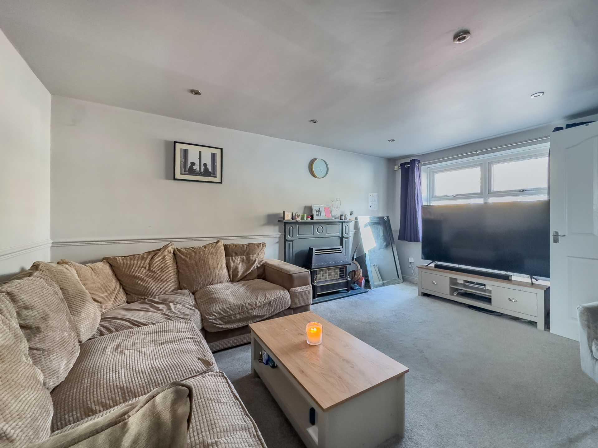 The Covert, Batley, Image 2
