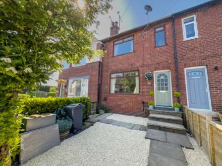 Monk Ings Avenue, Batley