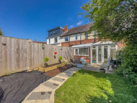 Monk Ings Avenue, Batley, Image 26