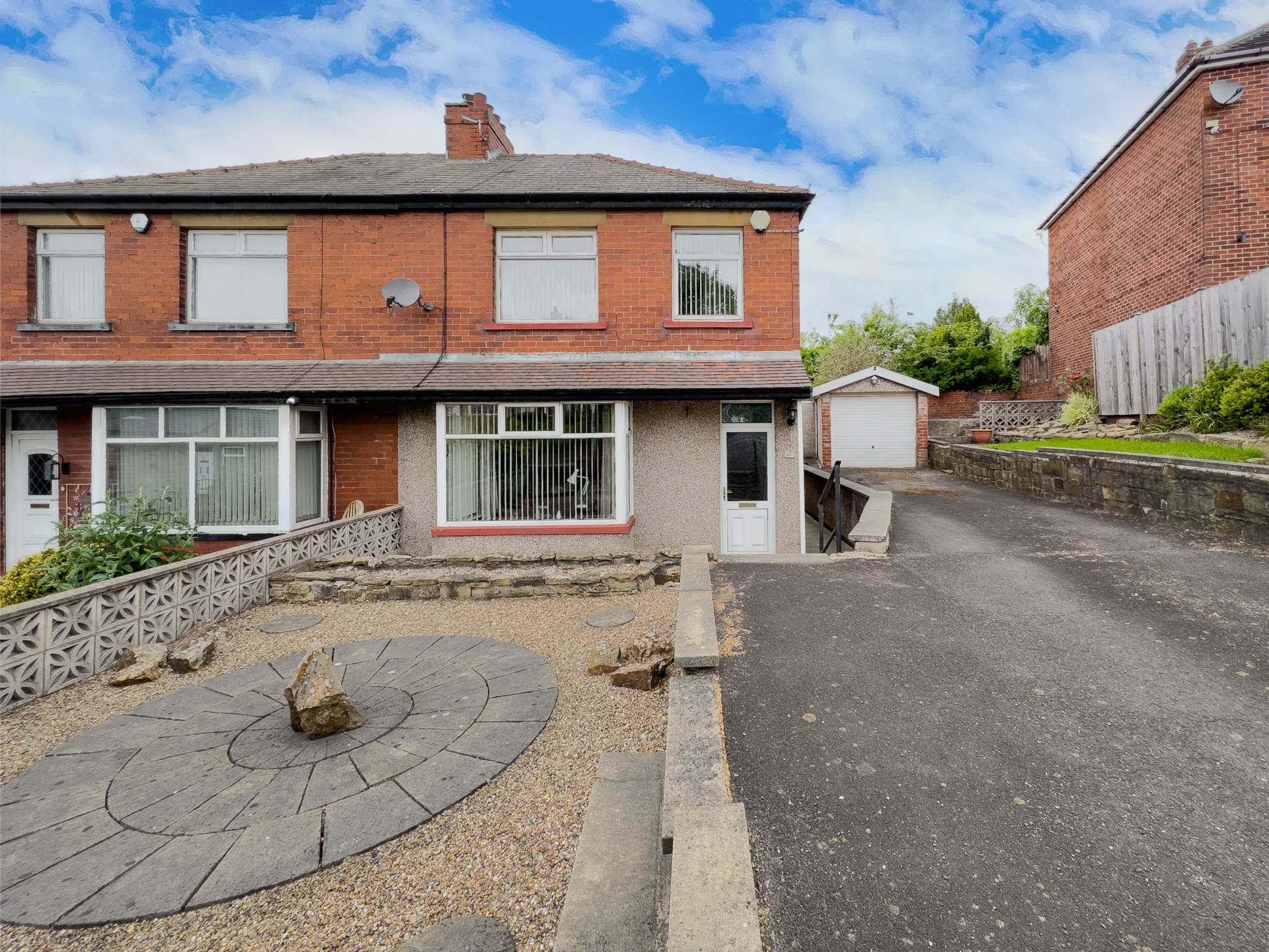 Soothill Lane, Batley, Image 1