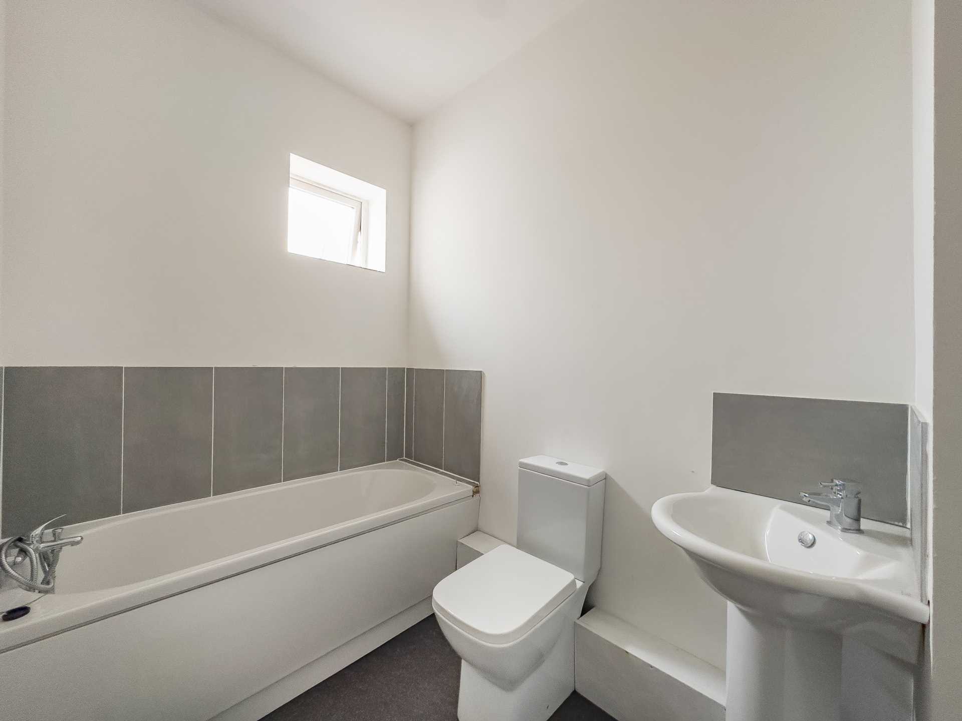 Green Lane, Dewsbury, Image 11