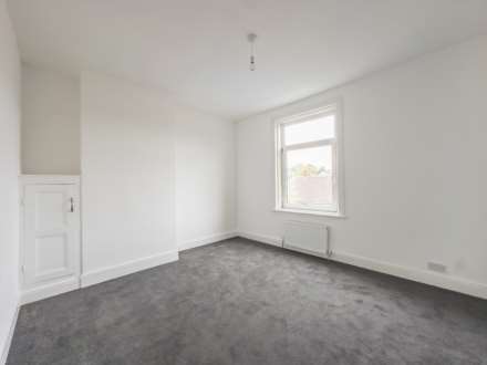 Green Lane, Dewsbury, Image 10
