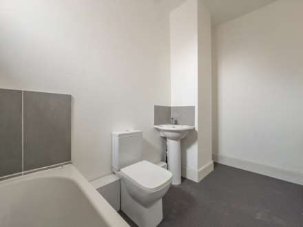 Green Lane, Dewsbury, Image 12