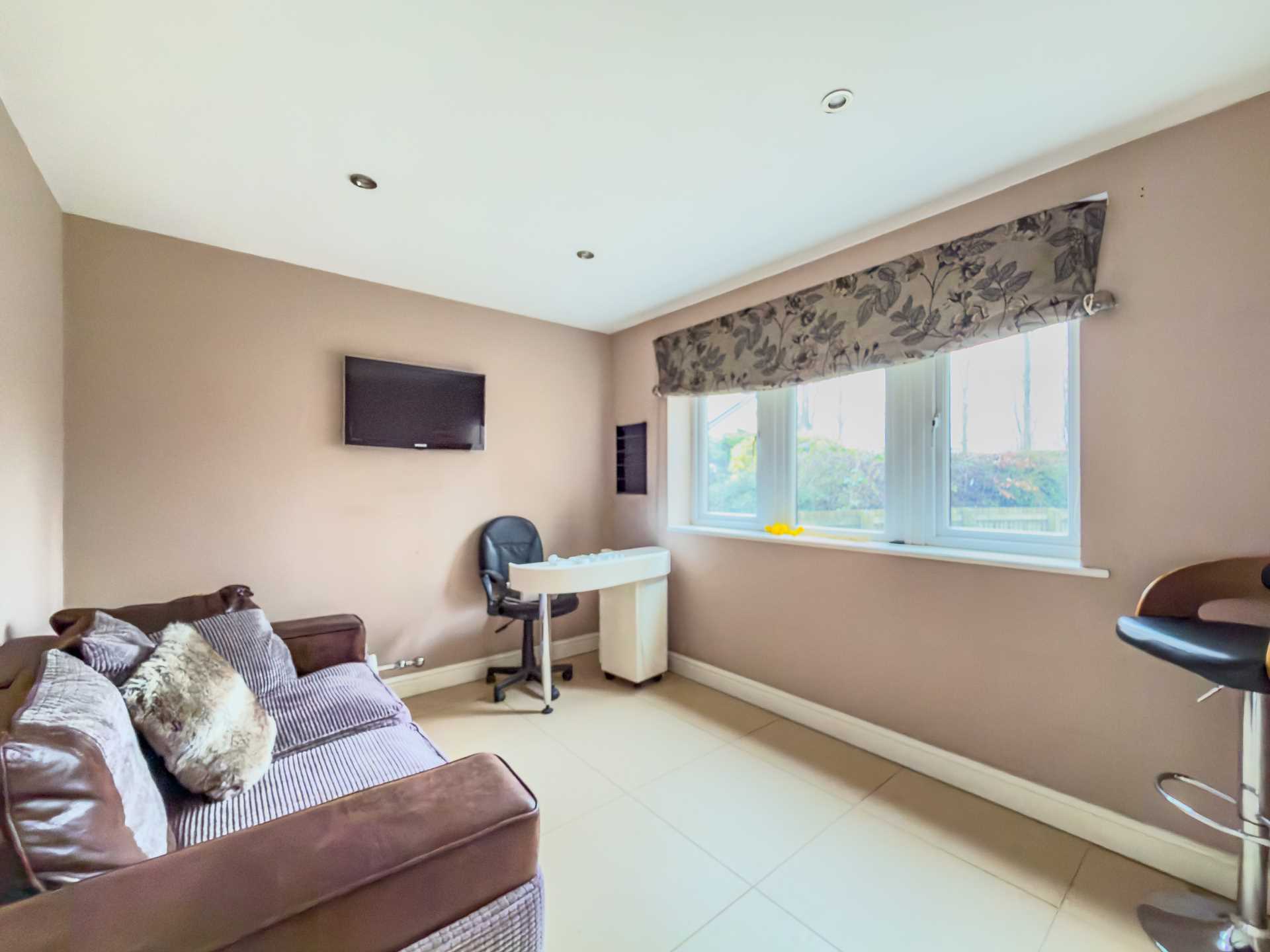 Lea Road, Batley, Image 12