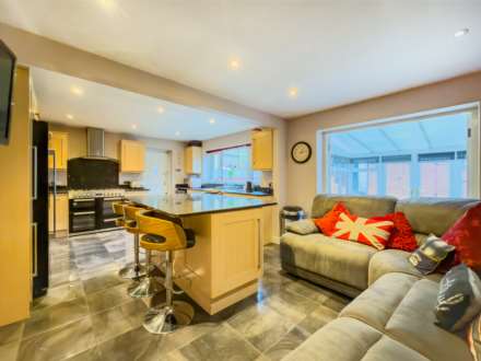 Lea Road, Batley, Image 7