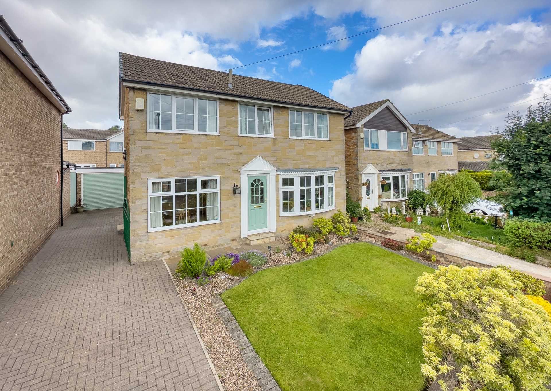Bruntcliffe Drive, Morley, Image 1