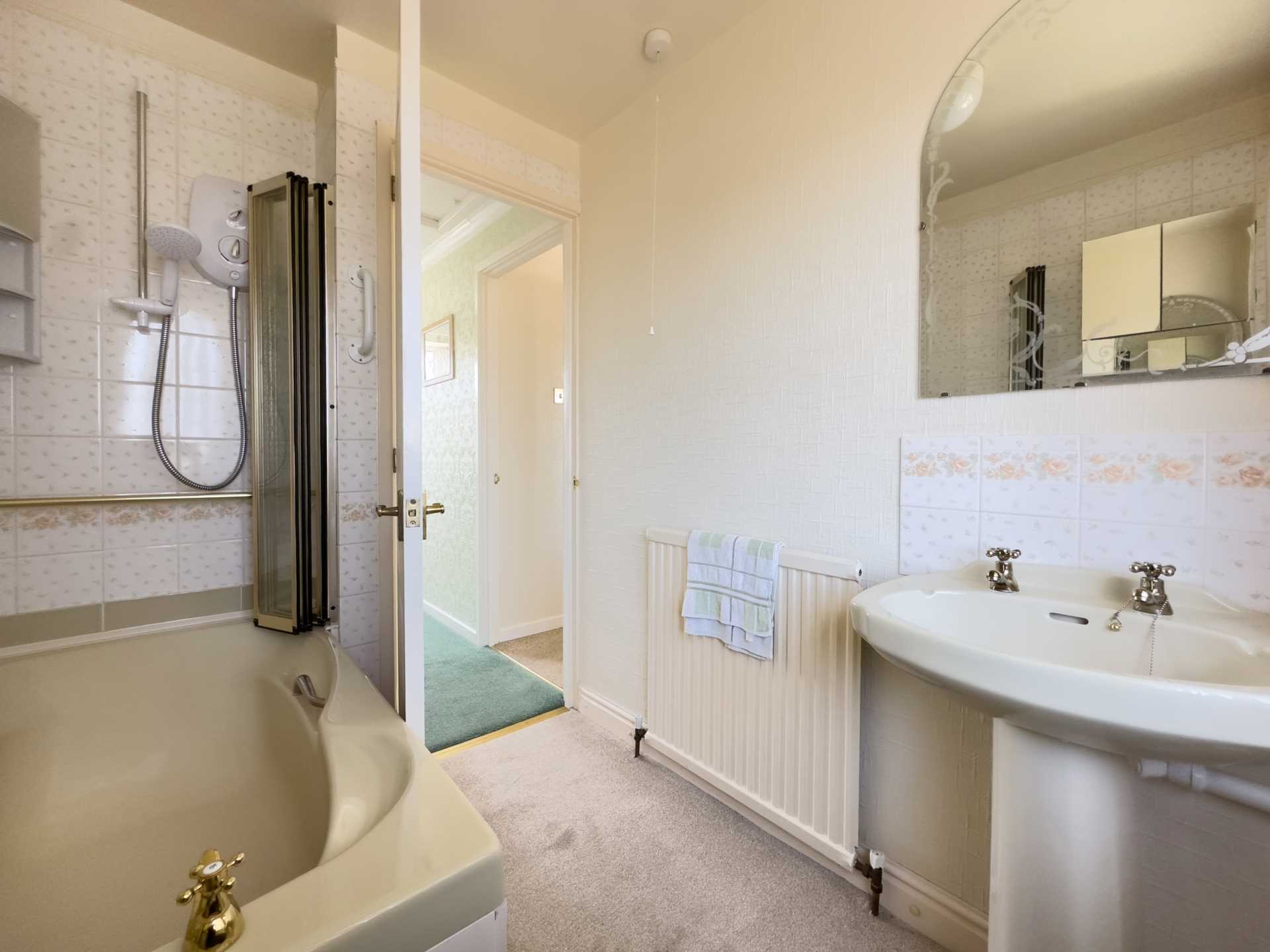 Bruntcliffe Drive, Morley, Image 17