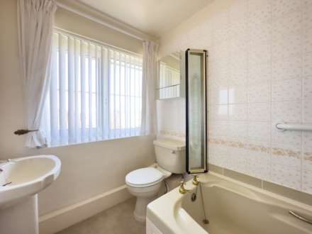Bruntcliffe Drive, Morley, Image 16
