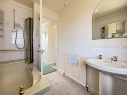 Bruntcliffe Drive, Morley, Image 17