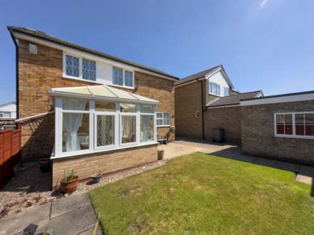 Bruntcliffe Drive, Morley, Image 20