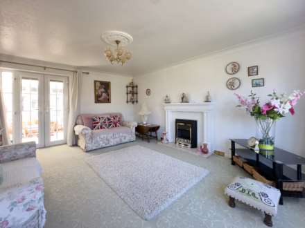 Bruntcliffe Drive, Morley, Image 6
