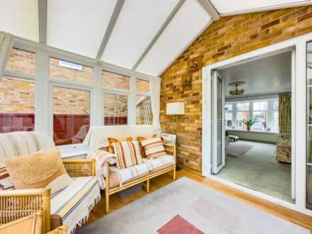 Bruntcliffe Drive, Morley, Image 8