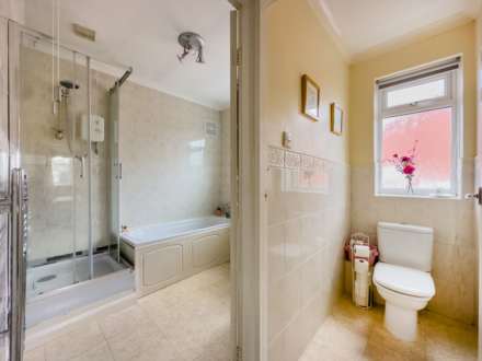Carlinghow Lane, Batley, Image 13