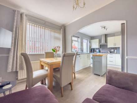 Carlinghow Lane, Batley, Image 7